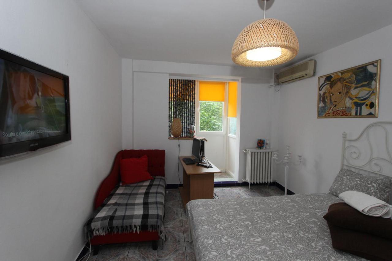 Piata Resita Host Apartment Букурещ Екстериор снимка
