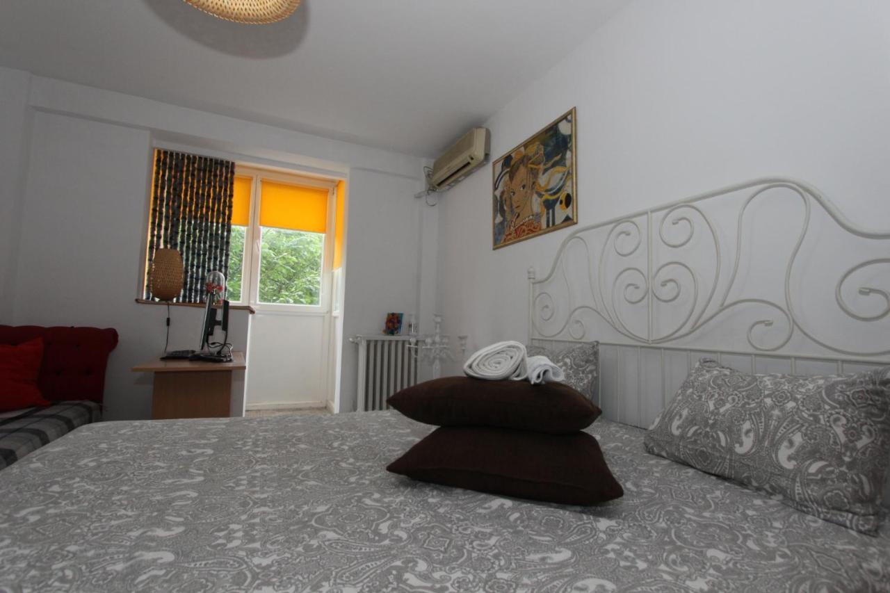Piata Resita Host Apartment Букурещ Екстериор снимка